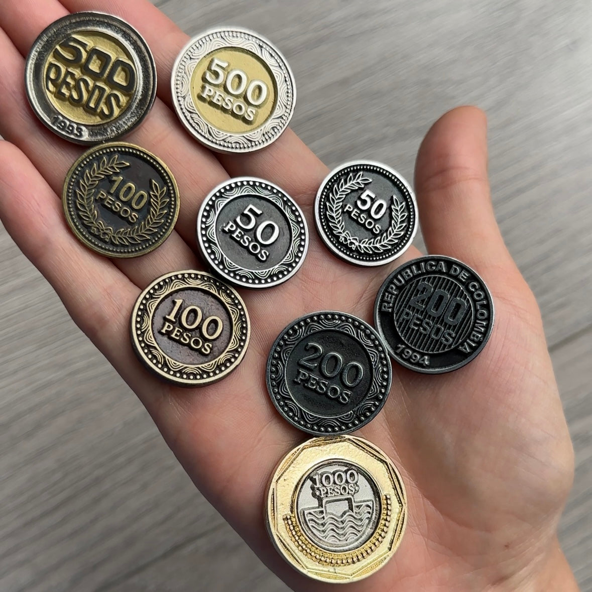 Pin Moneda $1.000 (Nueva)