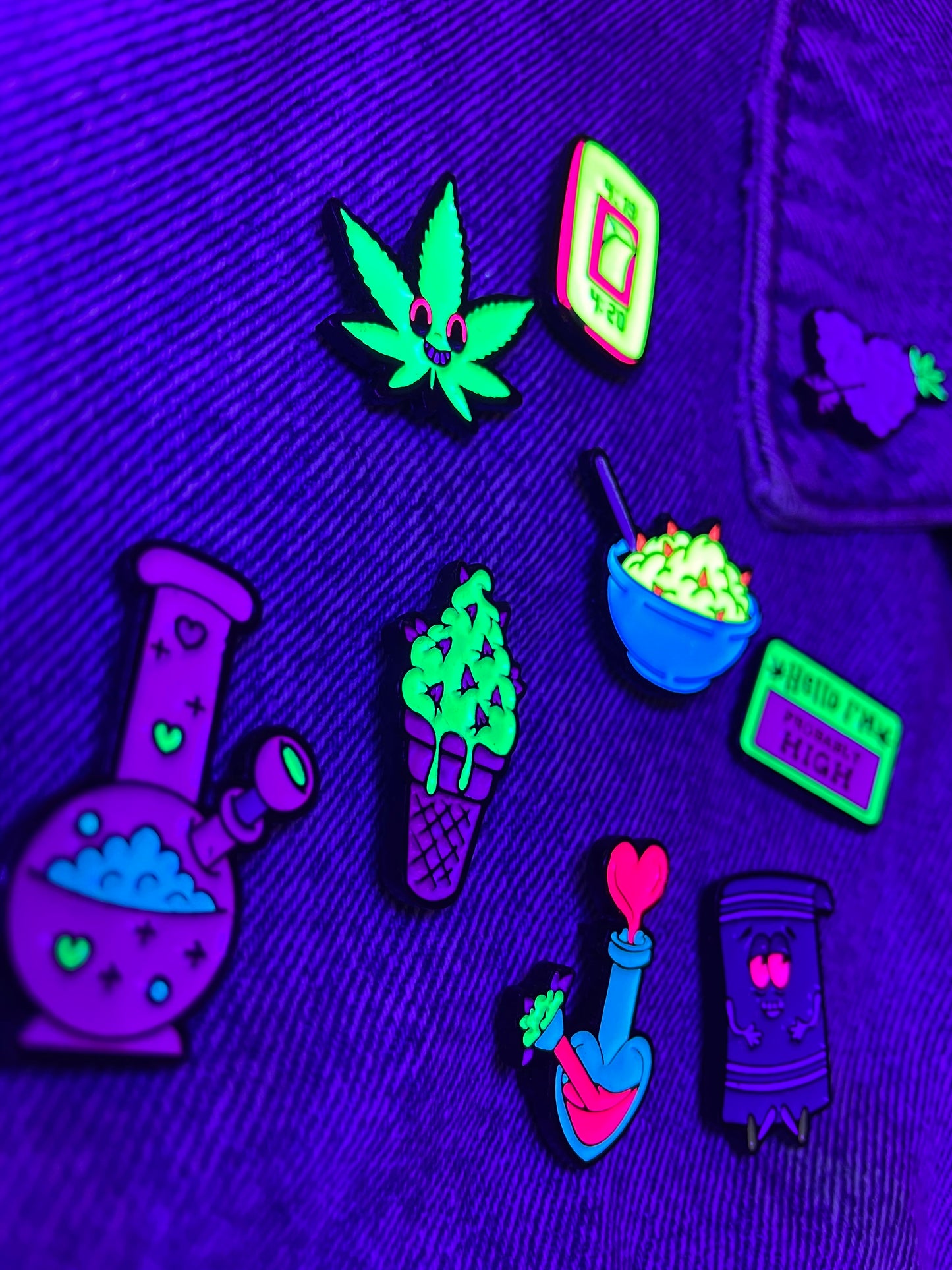 Llavero-Destapador Weed Donald’s (Neón)