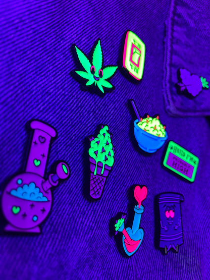 Llavero-Destapador Weed Donald’s (Neón)