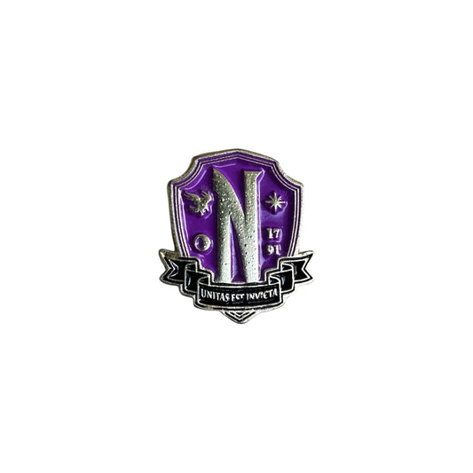 Pin Escudo Academia Nevermore (Merlina)