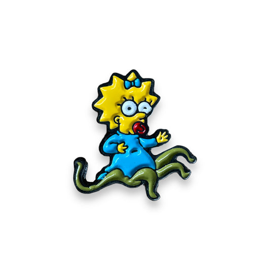 Pin Maggie Alien